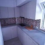 Luxury 1br Near Hanul Drumetului