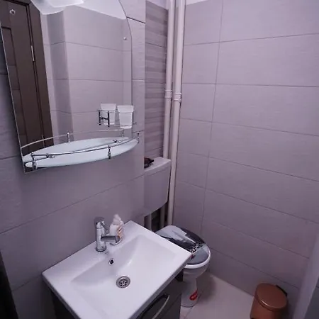 Luxury 1br Near Hanul Drumetului * Bucharest