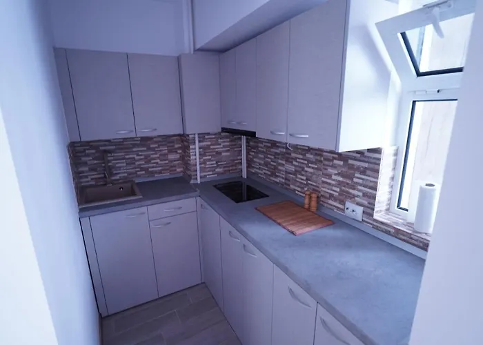 Luxury 1br Near Hanul Drumetului