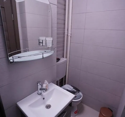 Luxury 1br Near Hanul Drumetului * Bucarest